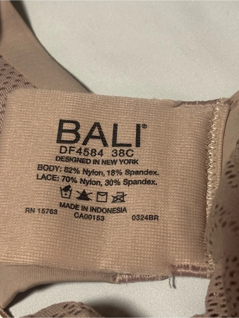 Bali Coolest Smoothing Underwire Minimizer Bra DF4584